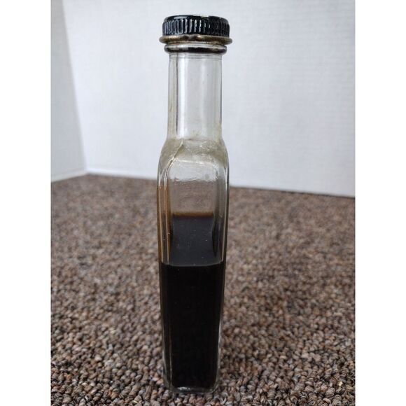 SOLIE'S FLAVORS WALNET - O Vintage Antique Glass Container with Product Minn MN - Picture 4 of 7